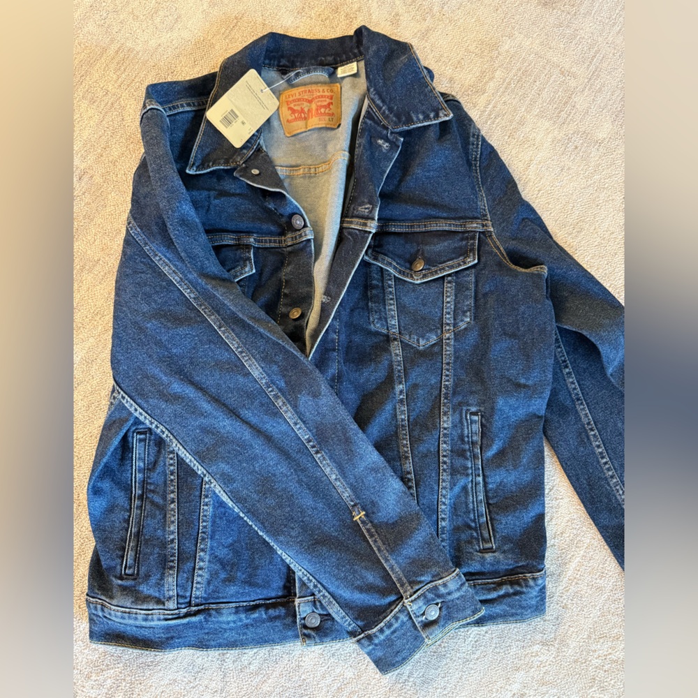 Levi’s trucker Jean jacket large tall